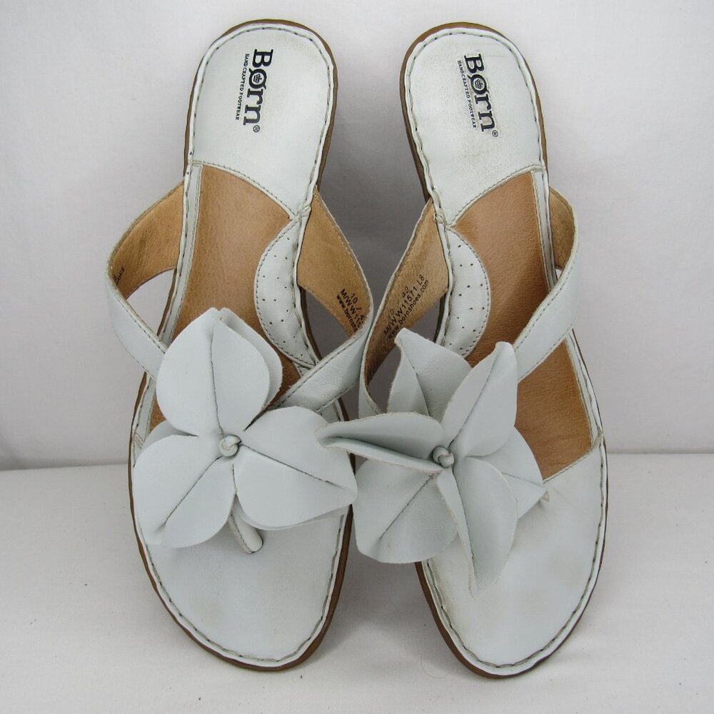 Born Light Blue Leather Flip Flops Floral Sandals Summer Women's 10 - Picture 4 of 8